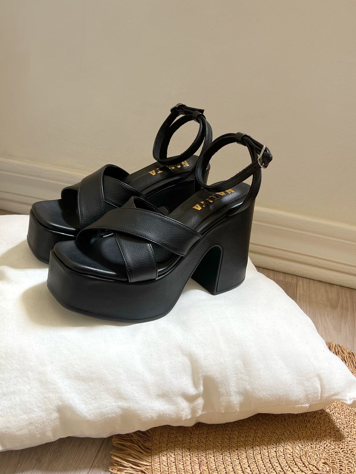 Sandalias Total Black - Bombai