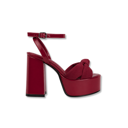 Tacones Daisy vino charol