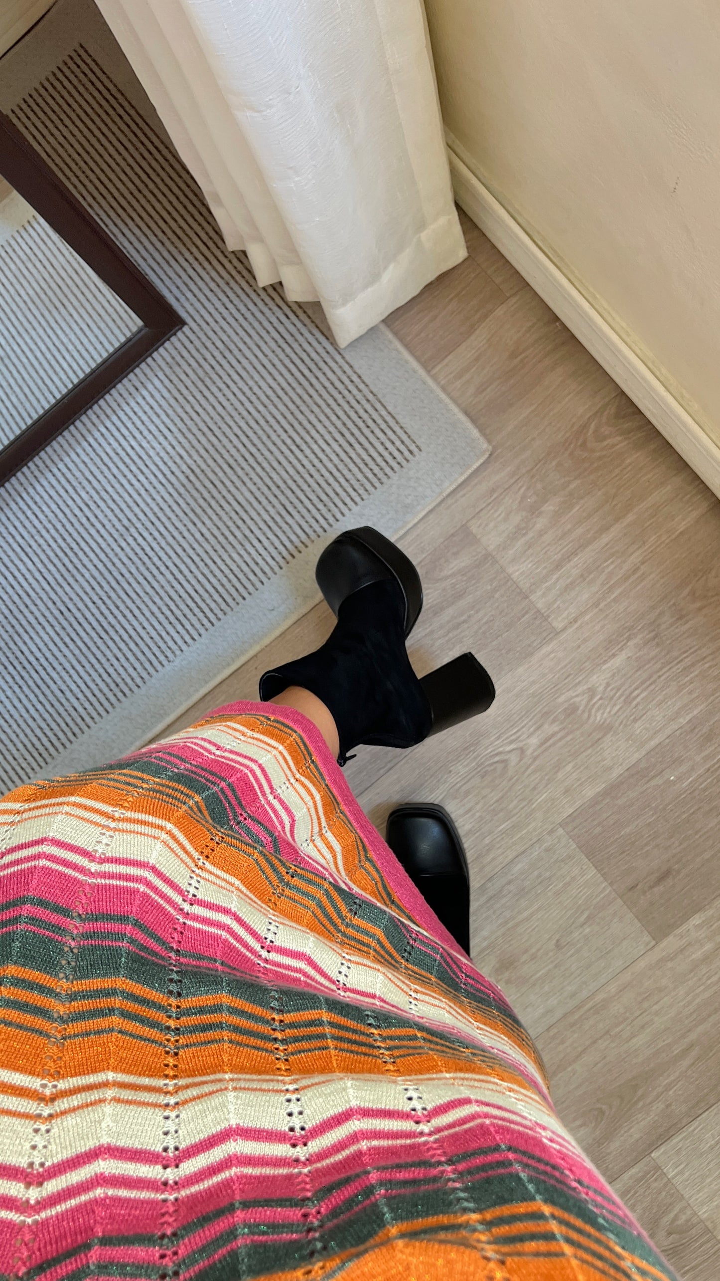 Botines de taco York negro suede