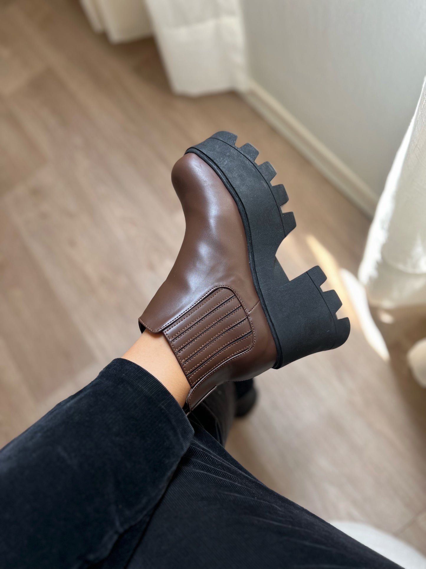Botines Chelsea Brown