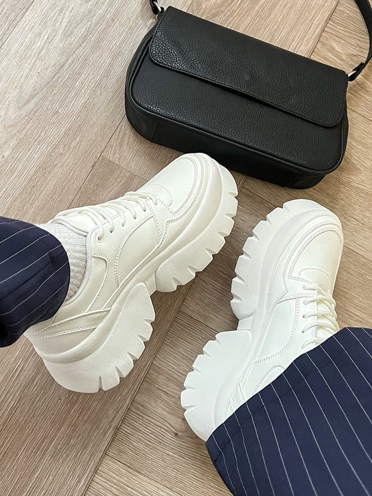 Zapatillas Abbi plataforma blancas