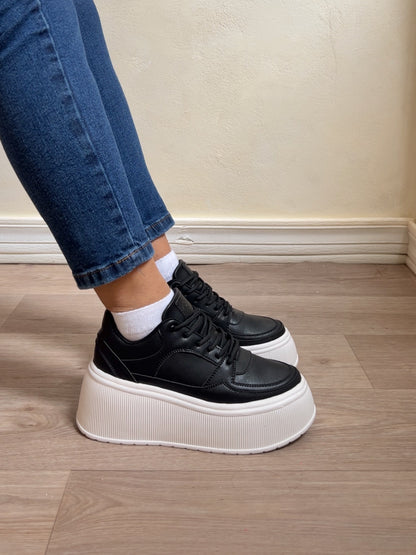 Zapatilla negro/ blanco - Megan