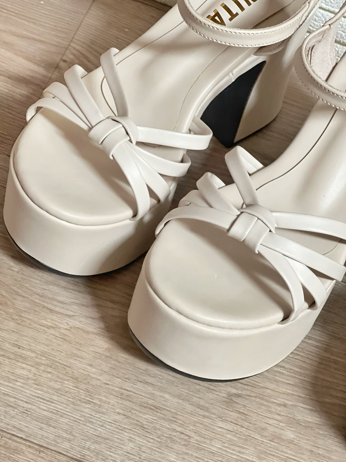 Tacones Tiana Vainilla